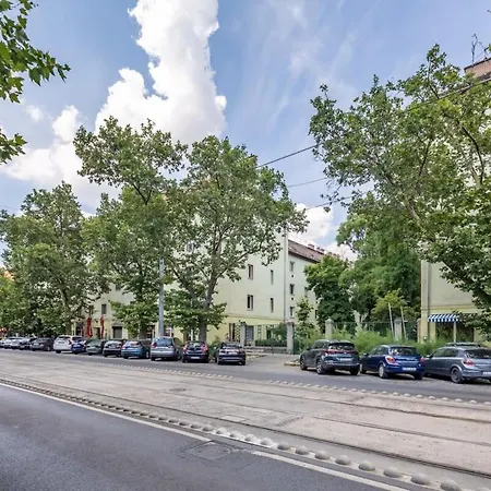 Cozy Stylish Studio For 2 People Apartment Budapest